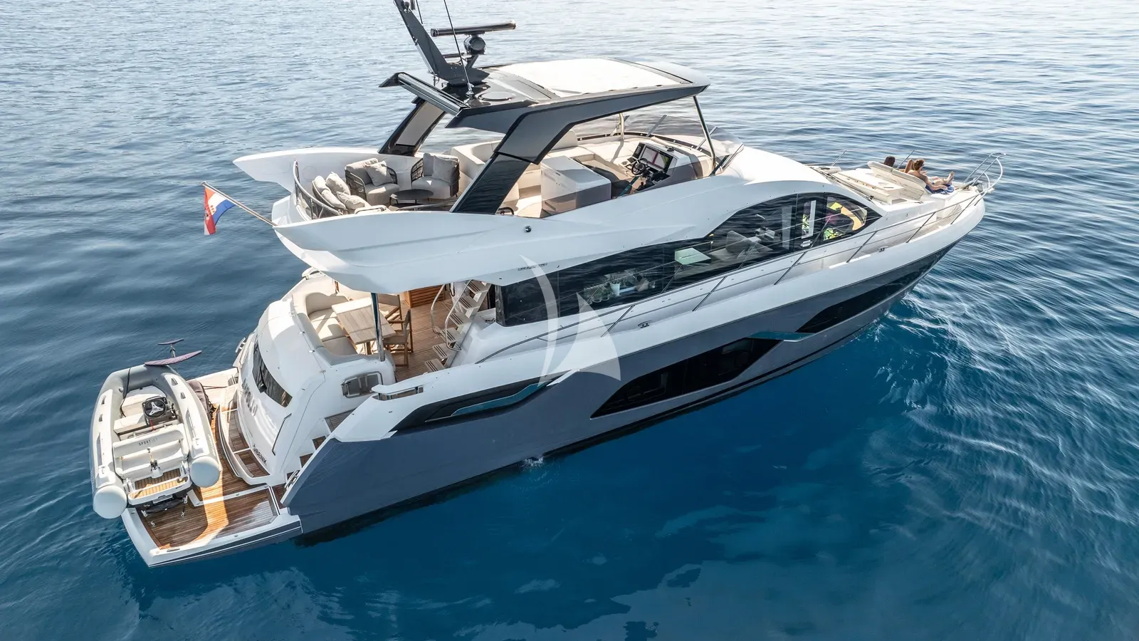 Crewed Motor Yacht APOLLO photo 4