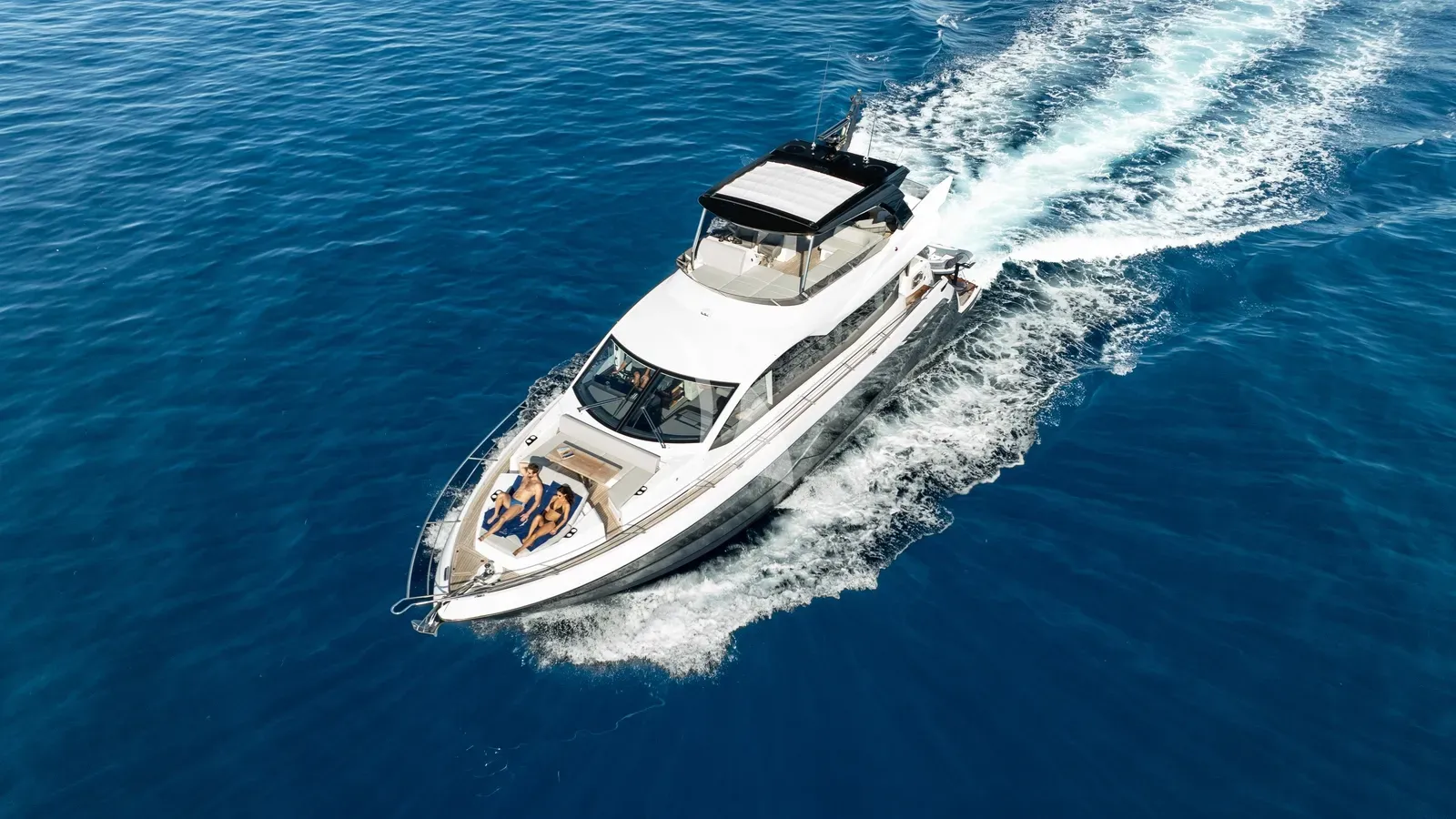 Crewed Motor Yacht APOLLO photo 5