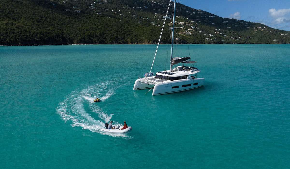 Crewed Catamaran AQUANIMITY photo 4