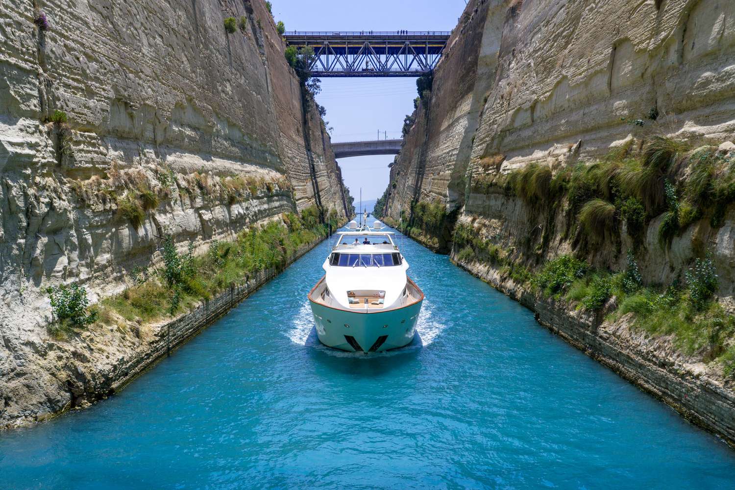 Luxury Crewed Motor Yacht AQUILA photo 3