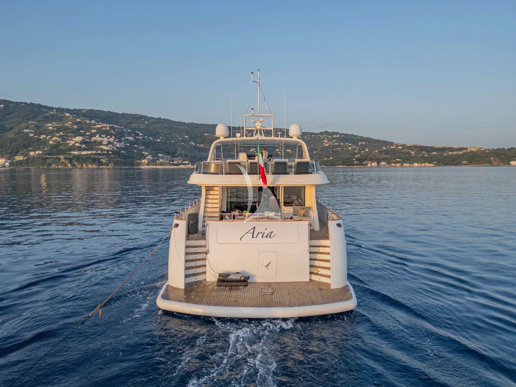 Luxury Crewed Motor Yacht ARIA photo 6