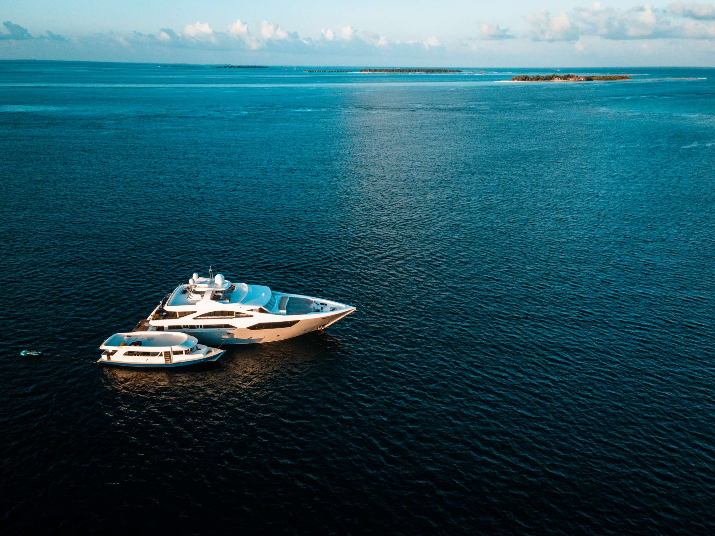 Crewed Motor Yacht ARK NOBLE photo 4