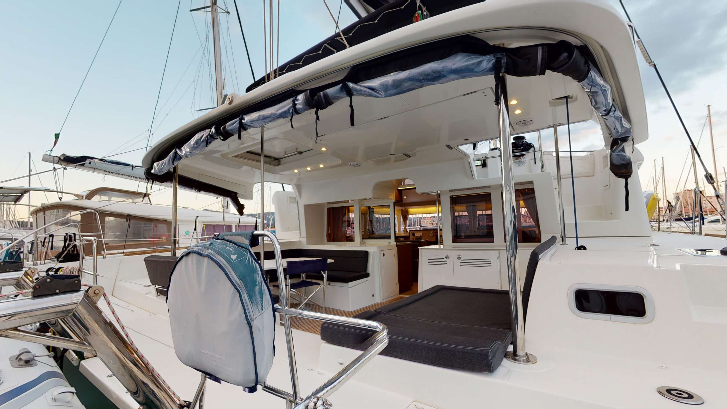 Crewed Catamaran ARP photo 3