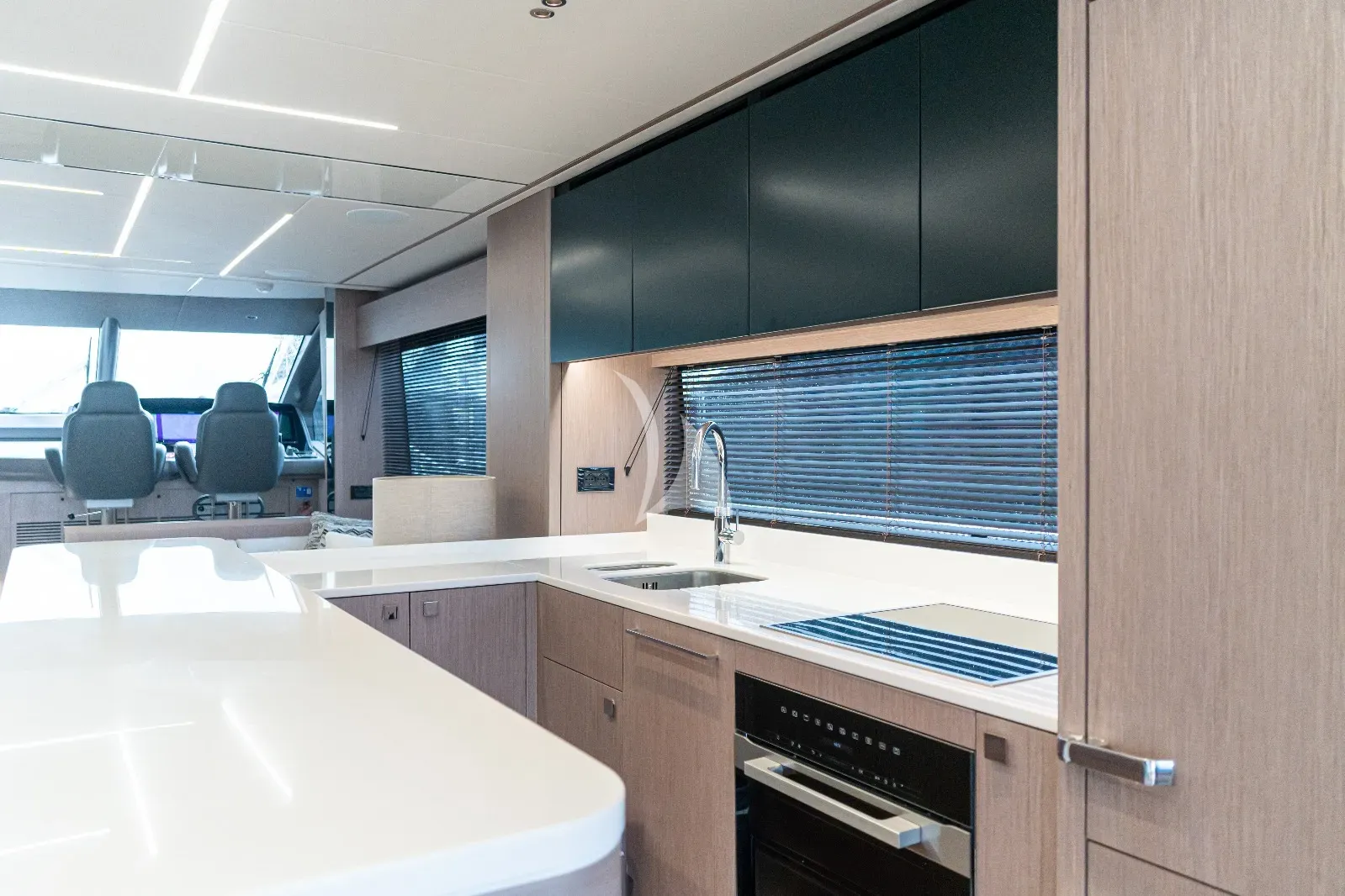 Crewed Motor Yacht ASCEND photo 8