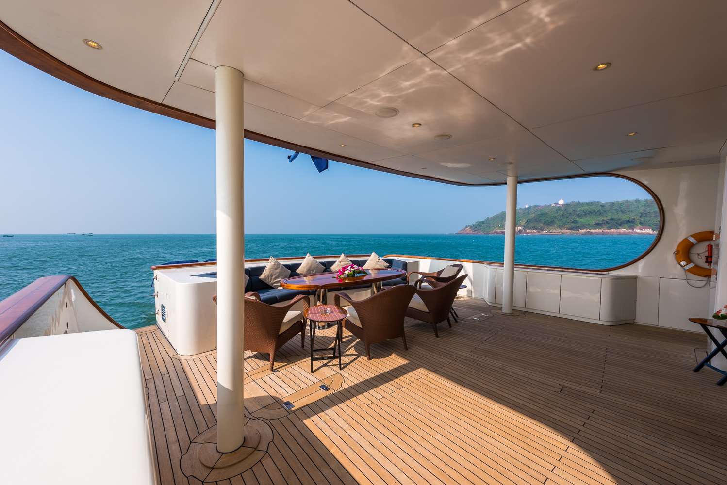 Luxury Crewed Motor Yacht ASHENA photo 3