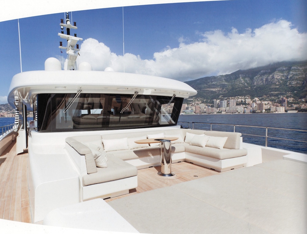 Luxury Crewed Motor Yacht ASLEC 4 photo 3