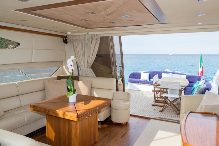 Luxury Crewed Motor Yacht ASPIRE OF LONDON photo 5