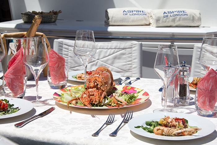 Luxury Crewed Motor Yacht ASPIRE OF LONDON photo 7