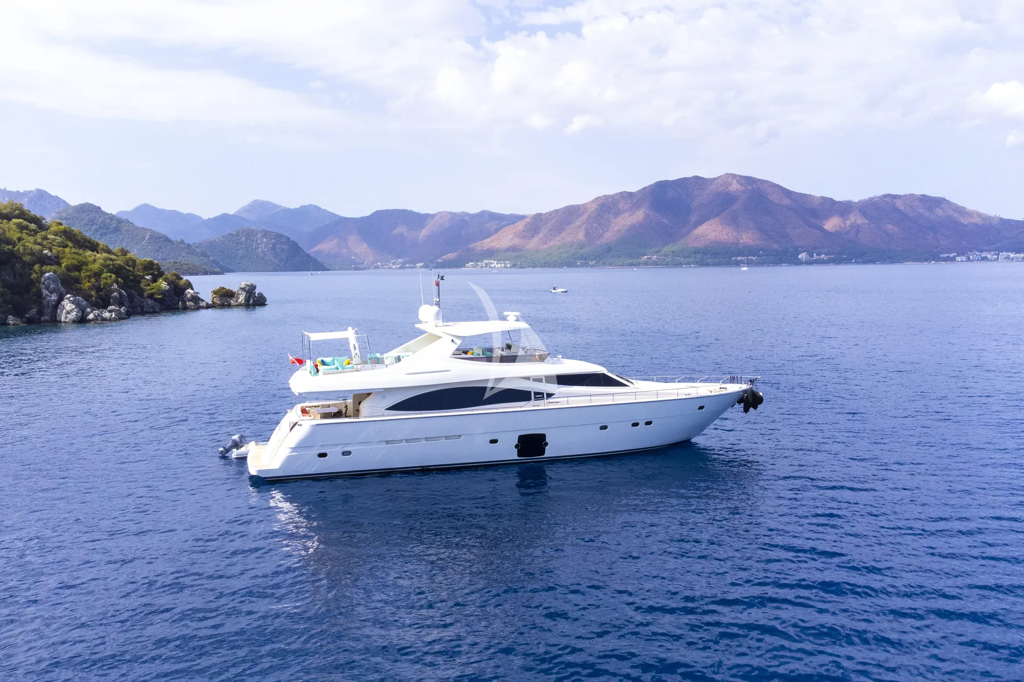 Luxury Crewed Motor Yacht ASTARTE photo 3