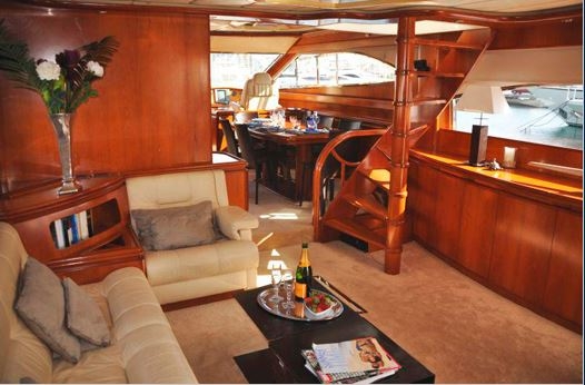 Crewed Motor Yacht Astondoa 72 photo 6