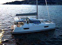 Bareboat Catamaran Astrea 42 photo 7