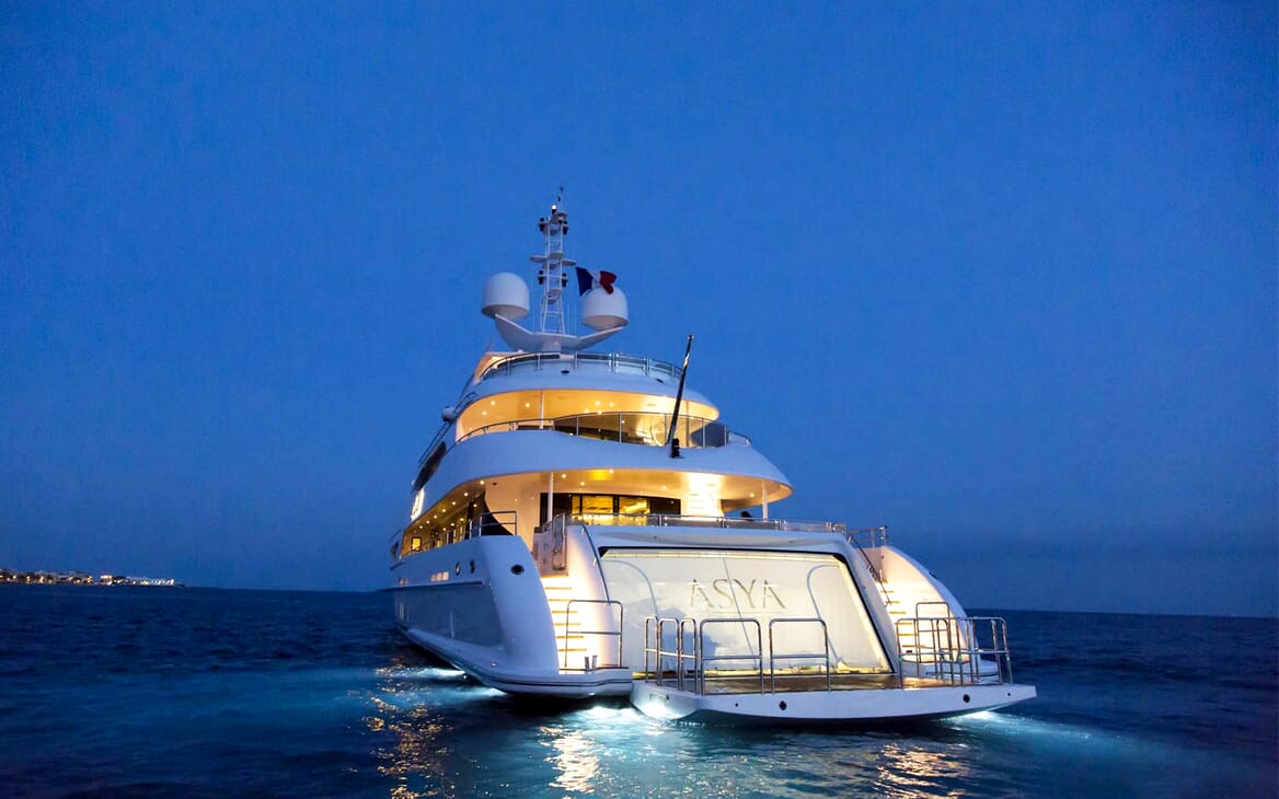 Luxury Crewed Motor Yacht ASYA photo 3