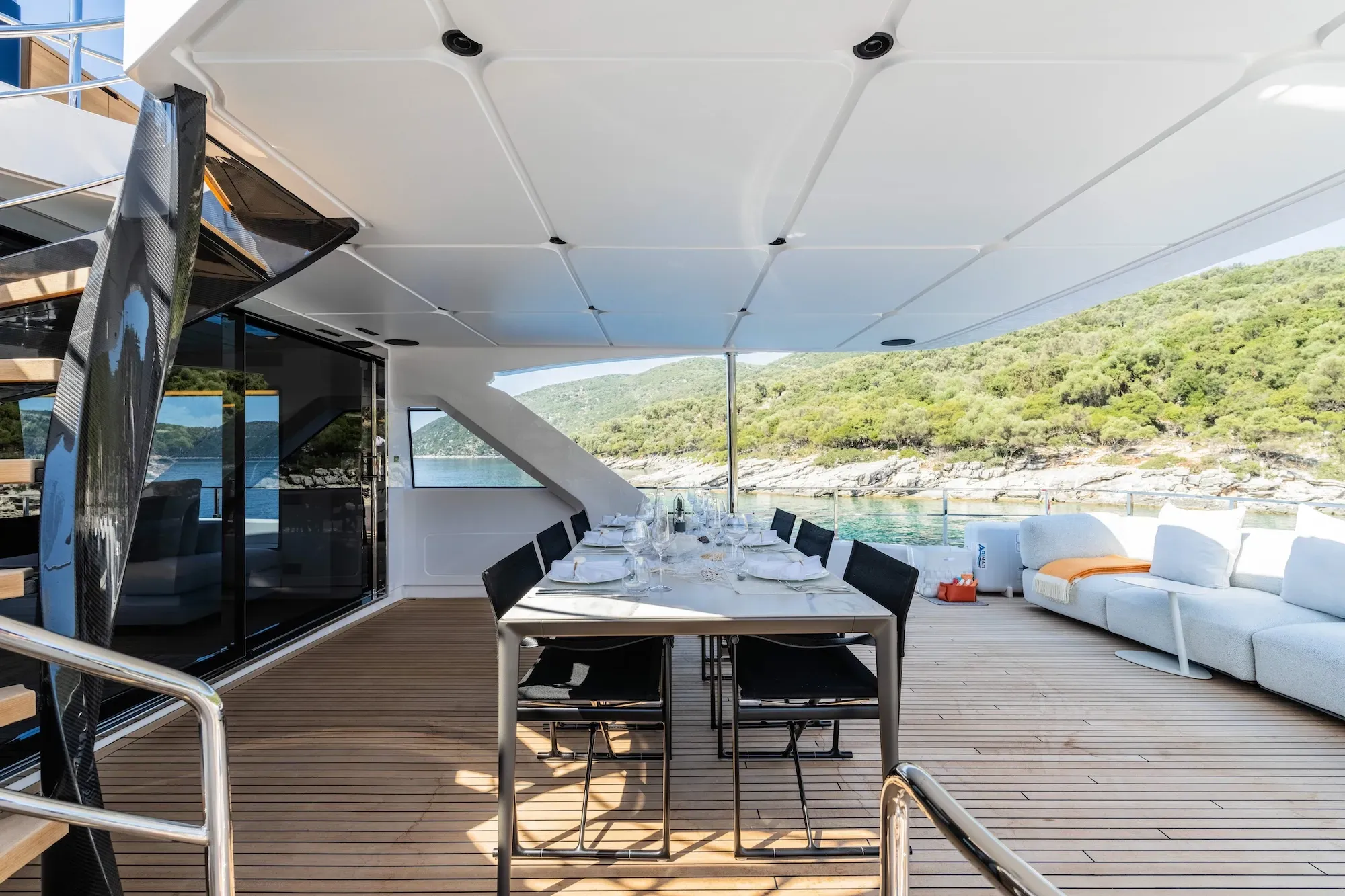 Luxury Crewed Motor Yacht AT ONE photo 8