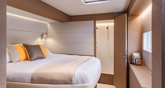 Crewed Catamaran AURA photo 5