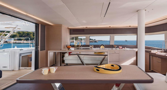 Crewed Catamaran AURA photo 6