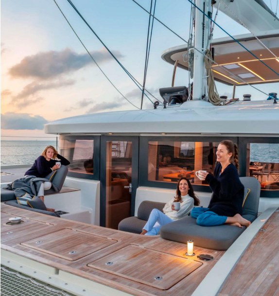 Crewed Catamaran AURA photo 8