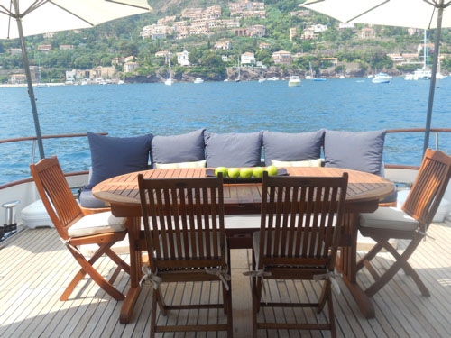 Crewed Motor Yacht AVA photo 4