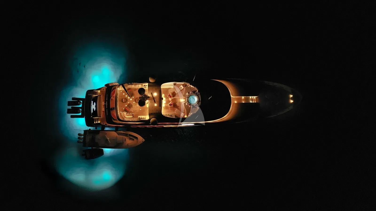 Luxury Crewed Motor Yacht AVALON photo 7