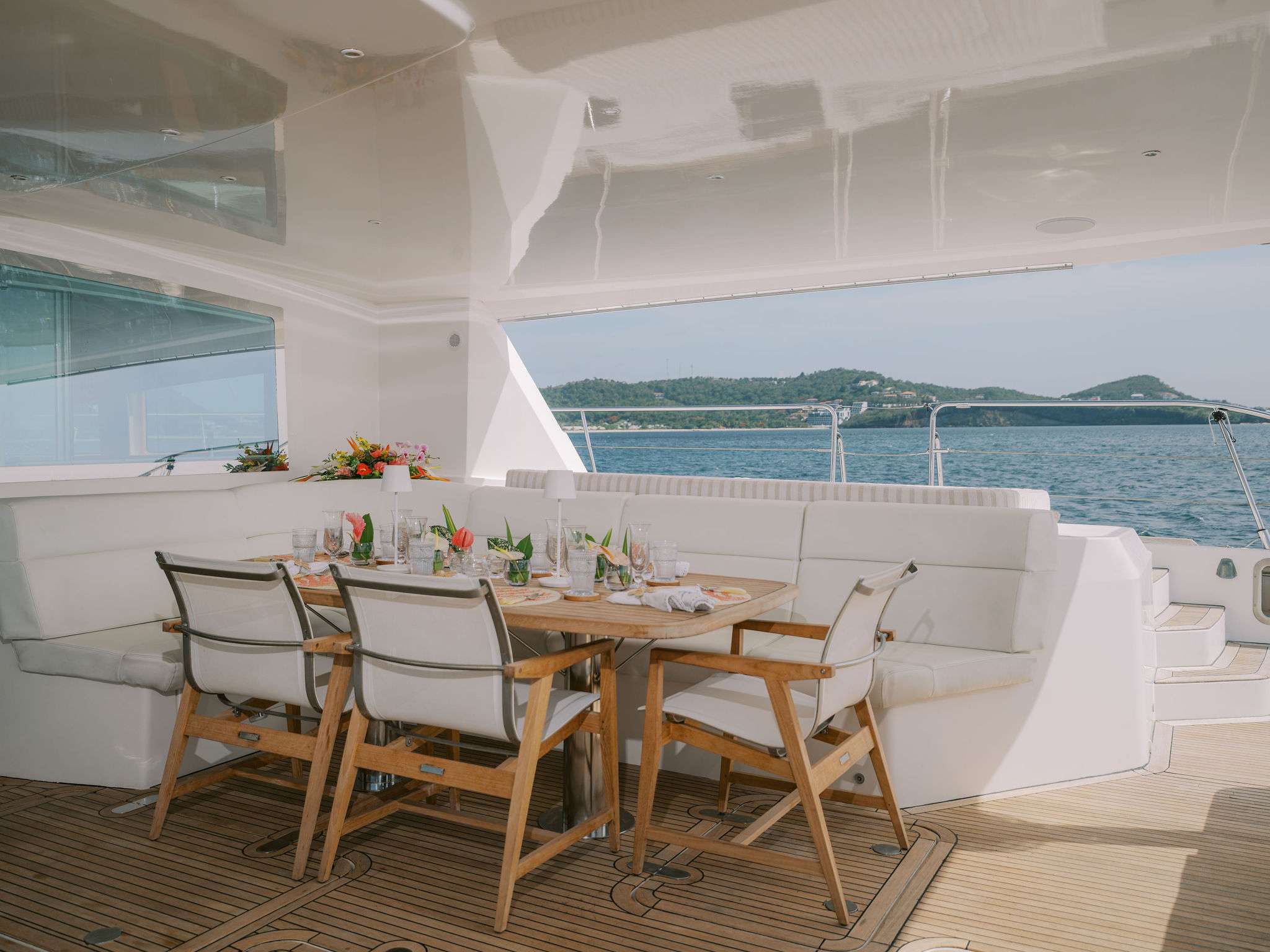 Crewed Catamaran AVANTI photo 5