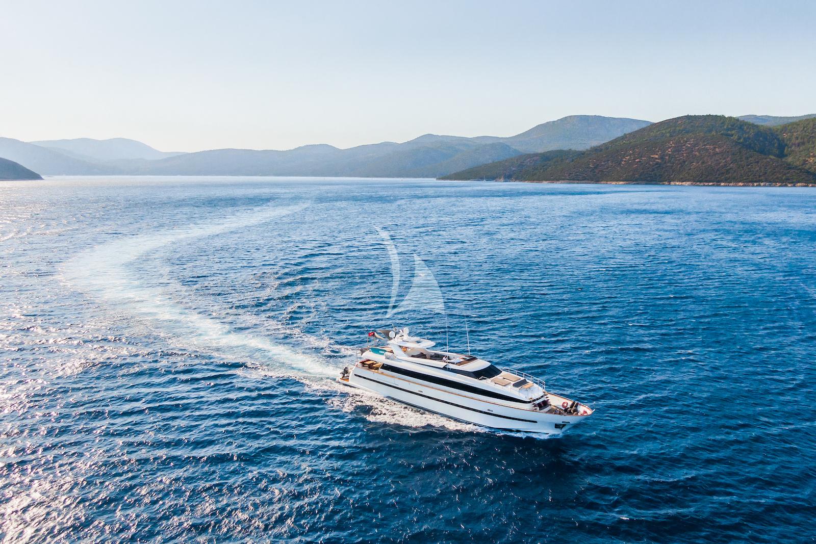 Crewed Motor Yacht AXELLA photo 7