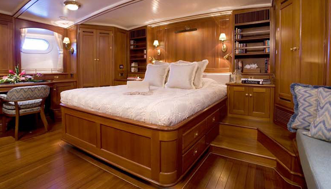 luxury Crewed Sailing Yacht AXIA photo 4