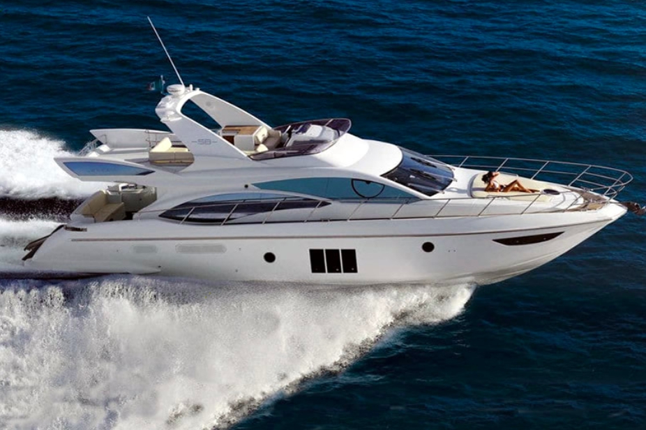 Crewed Motor Yacht Azimut 58