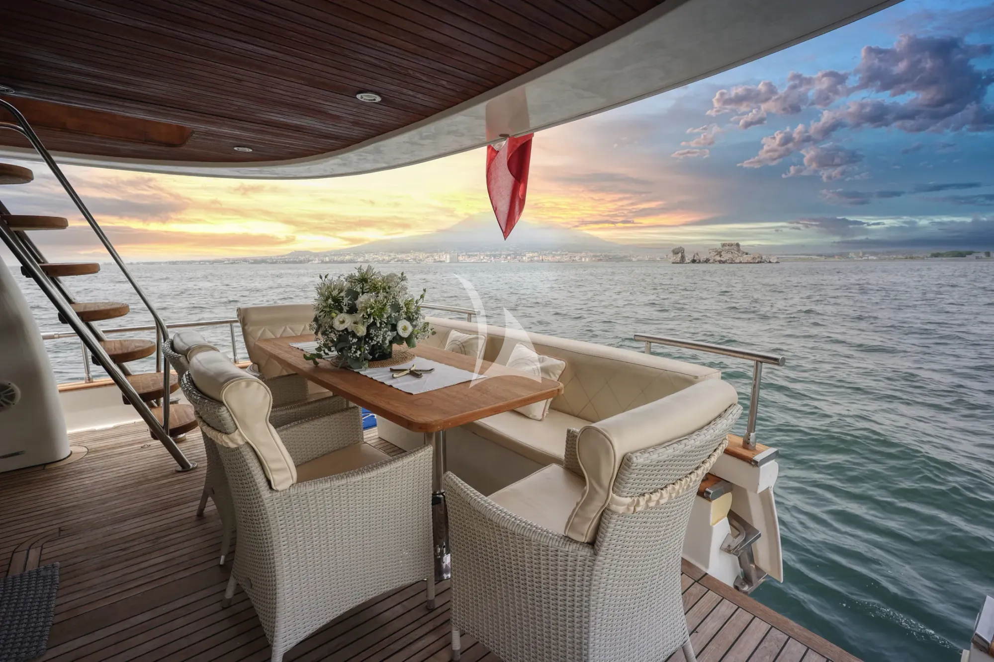 Luxury Crewed Motor Yacht AZUR photo 8