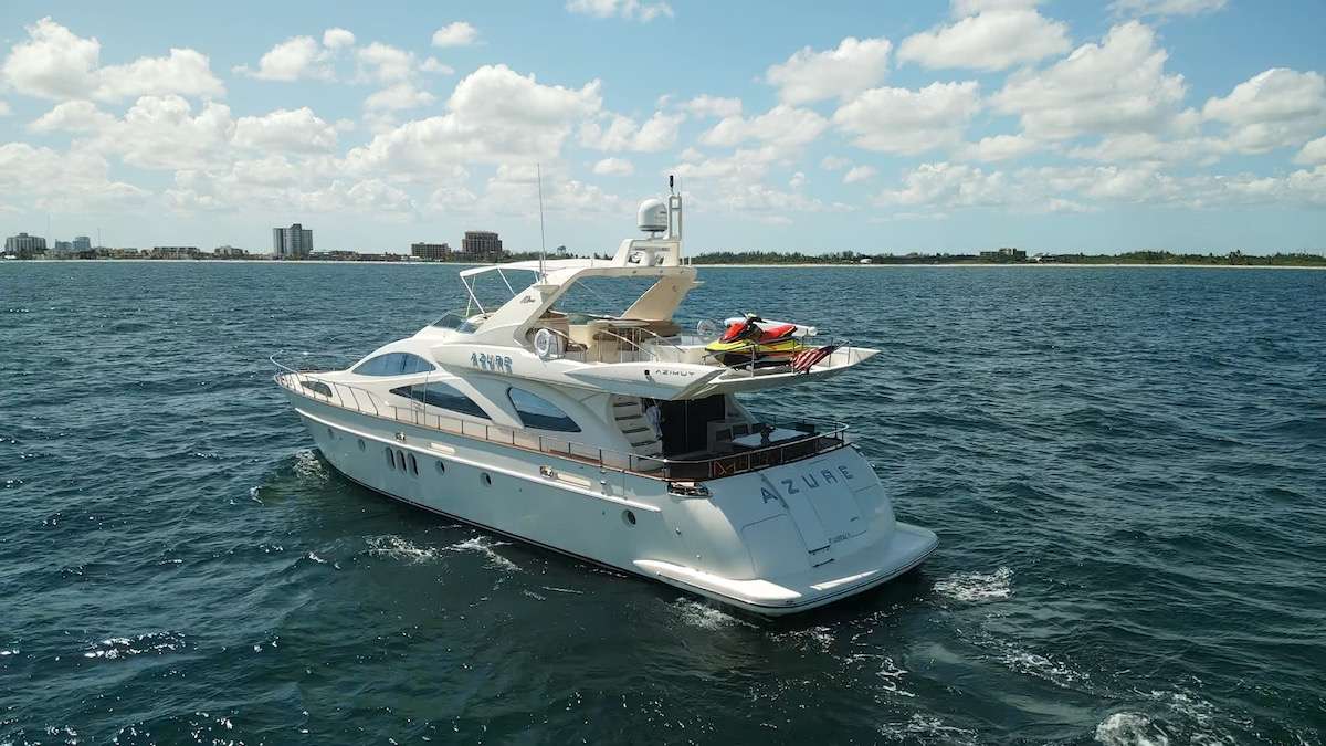 Crewed Motor Yacht AZURE photo 4