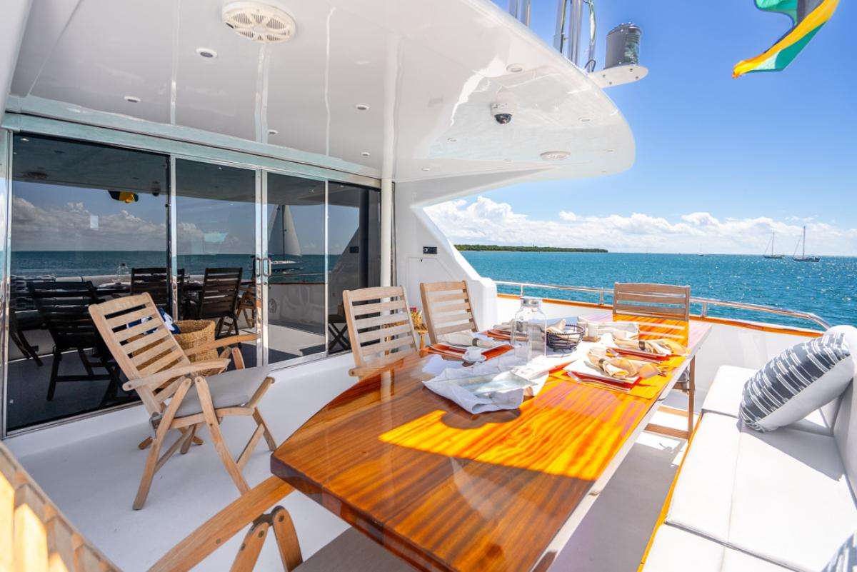 Luxury Crewed Motor Yacht AZURE photo 5