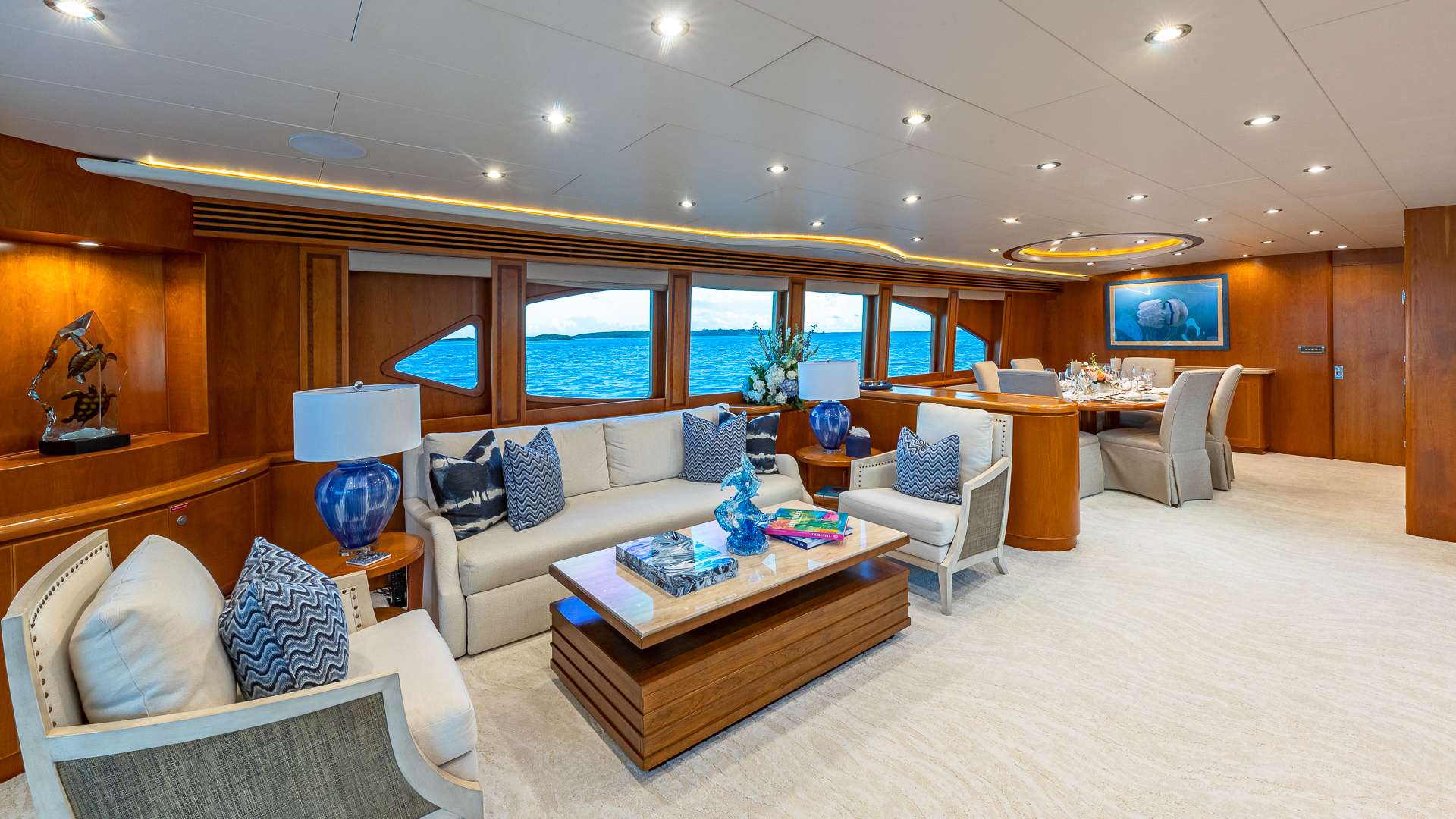 Luxury Crewed Motor Yacht B HAPPY photo 8