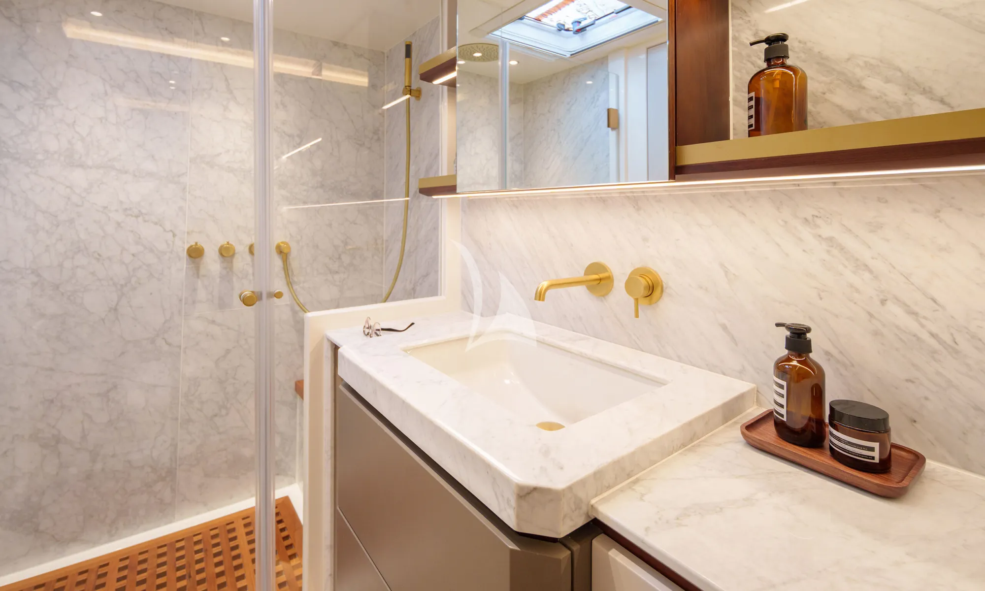 Crewed Power Catamaran BADE photo 5