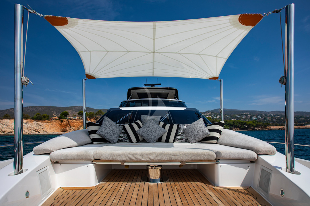Luxury Motor Yacht BALANCE photo 4
