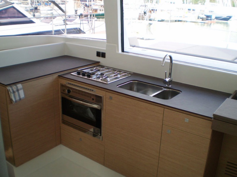 Bareboat Catamaran Bali 4.0 photo 5