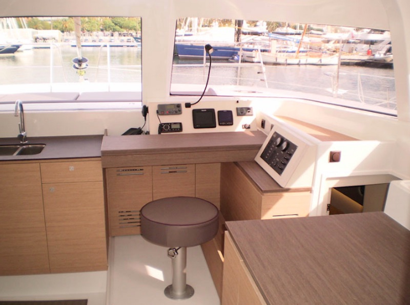 Bareboat Catamaran Bali 4.0 photo 6