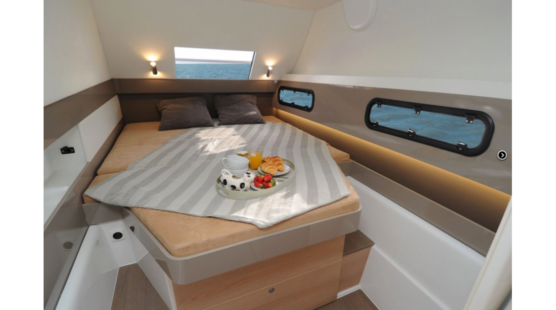 Bareboat Catamaran Bali 4.1 photo 7