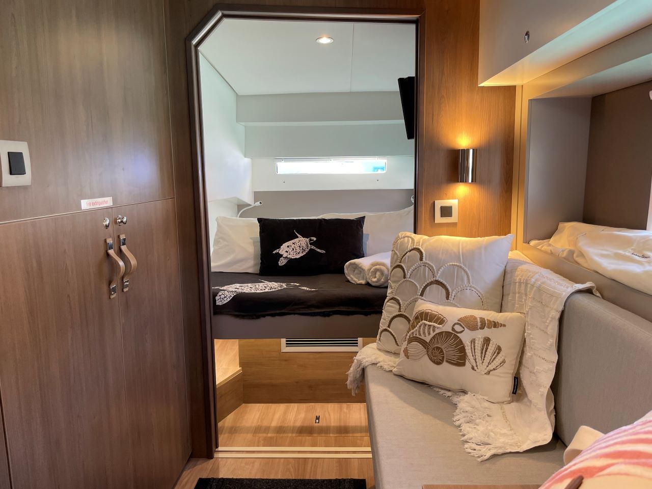 Bareboat Catamaran Bali 4.2 photo 7