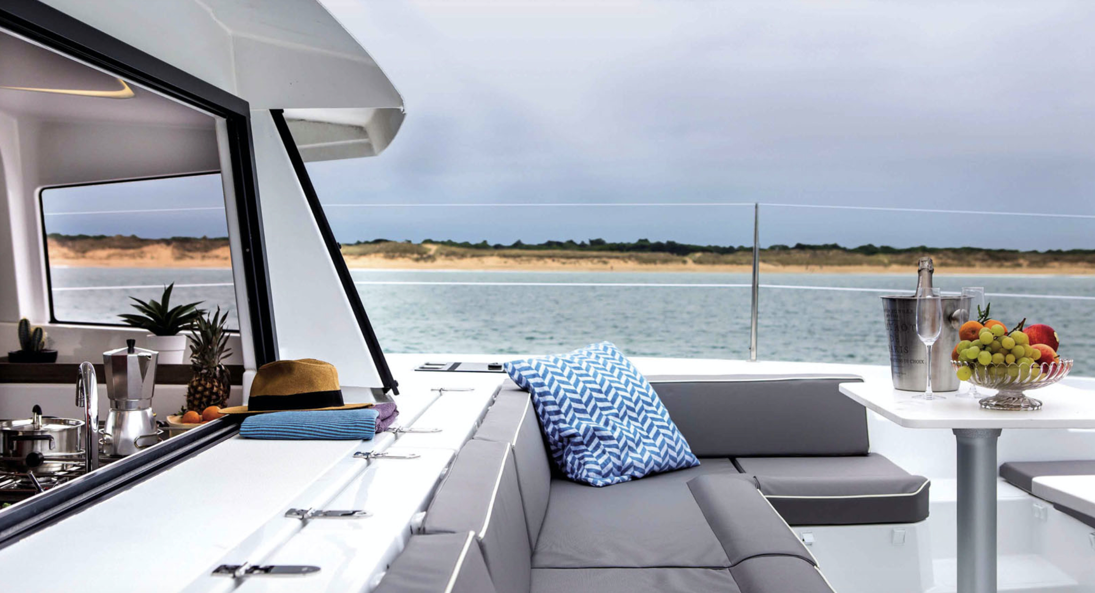 Bareboat Catamaran Bali 4.3 photo 4