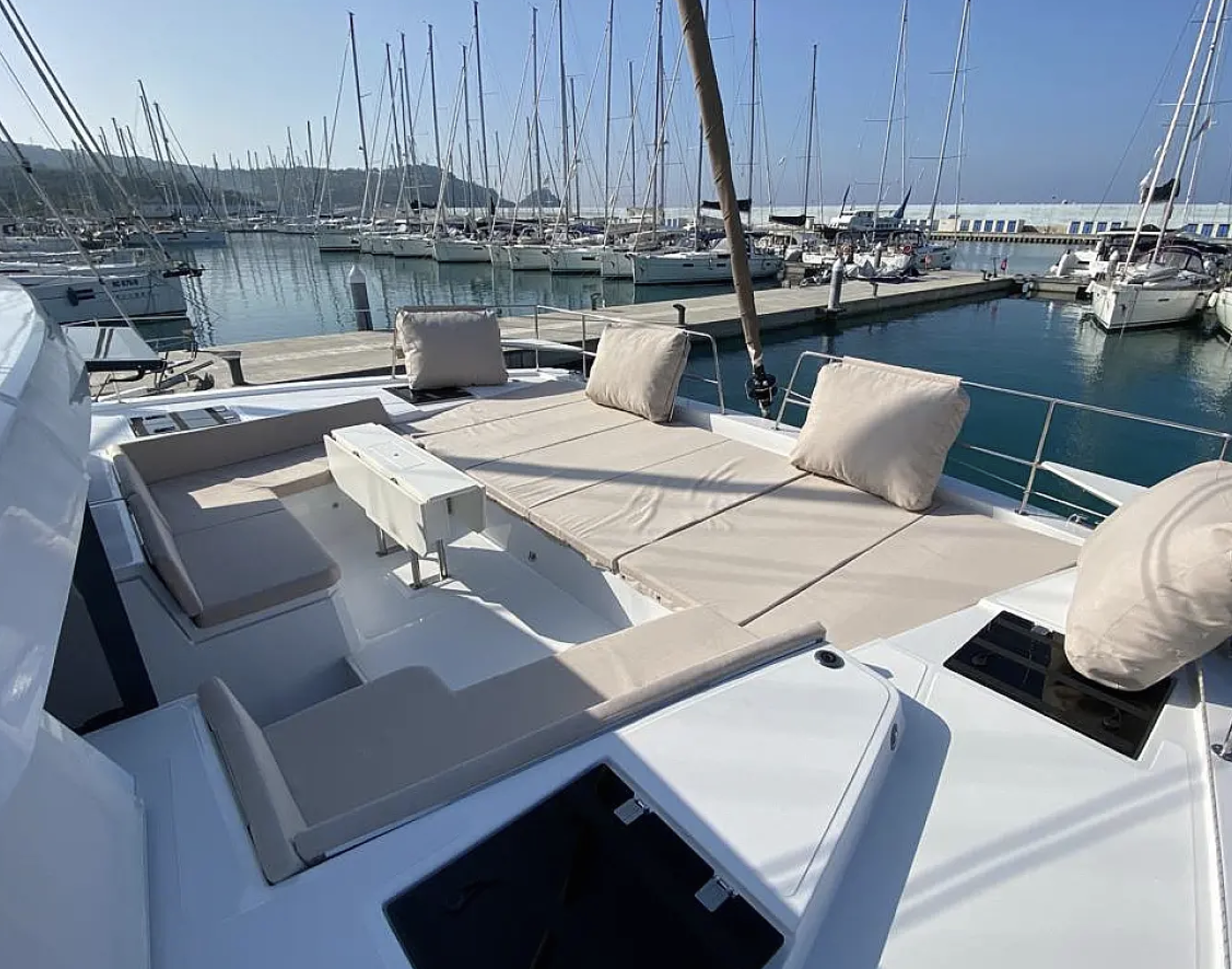 Bareboat Catamaran Bali 4.8 photo 6