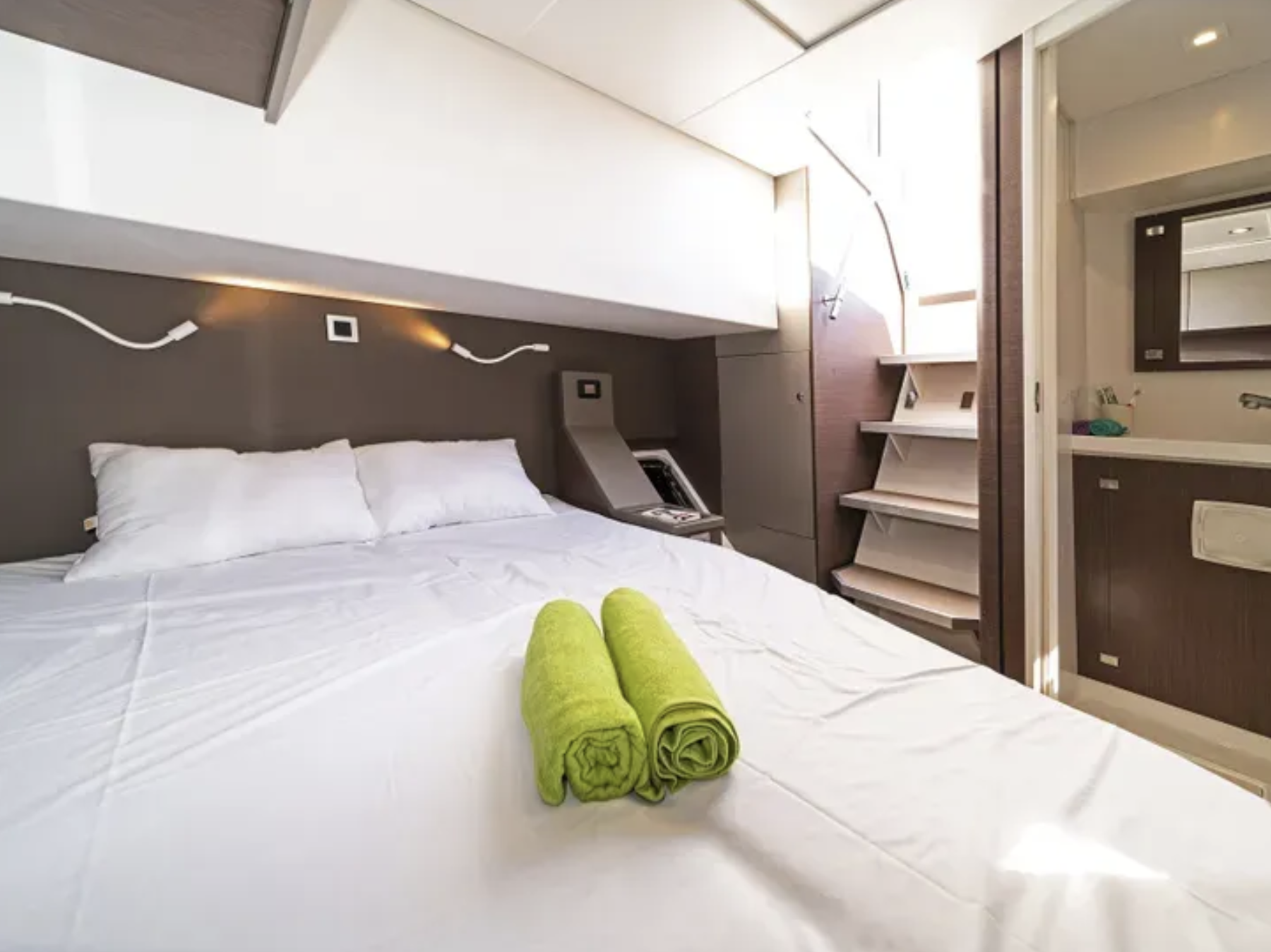 Bareboat Catamaran BALI 4.8 photo 3