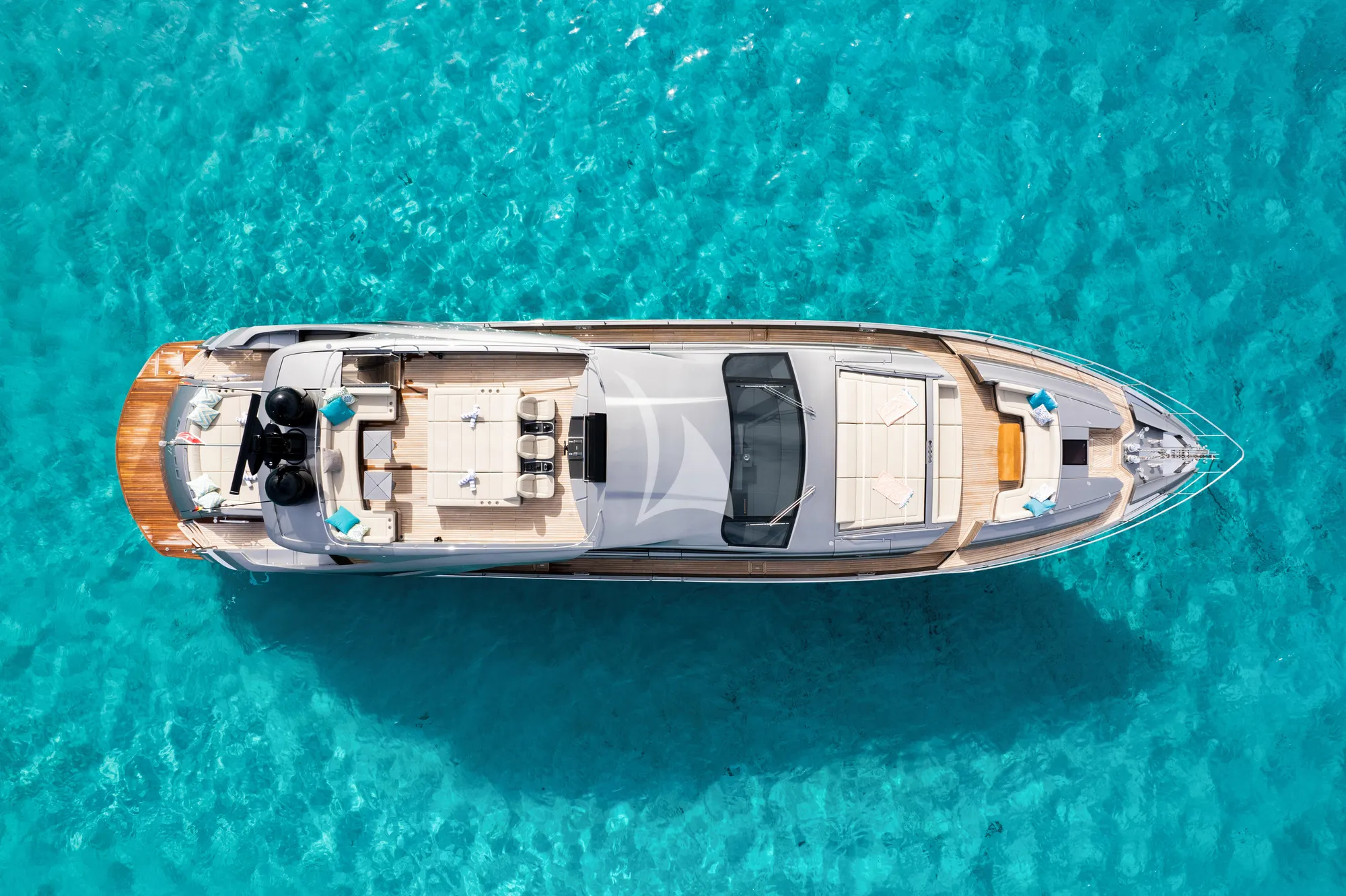 Luxury Crewed Motor Yacht BALOO III photo 6