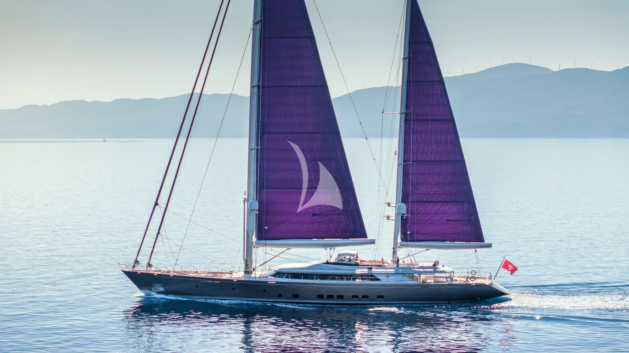 Luxury Crewed Sailing Yacht BARACUDA VALETTA photo 4