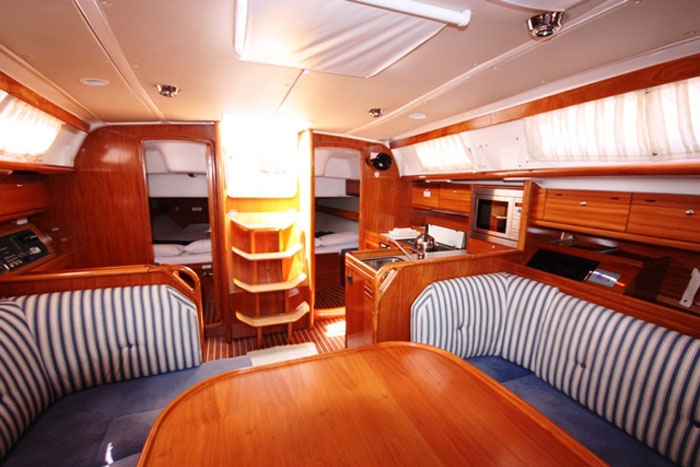 Bareboat Sailing Yacht Bavaria 38 photo 7