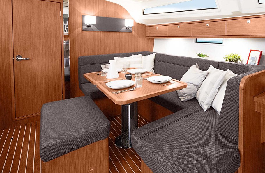 Bareboat Sailing Yacht Bavaria Cruiser 41 photo 5