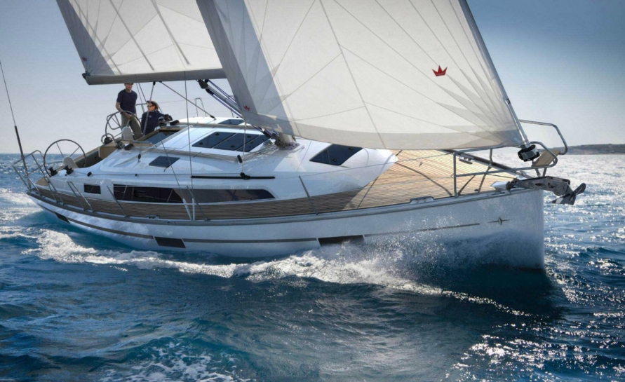 Bareboat Sailing Yacht Bavaria 45