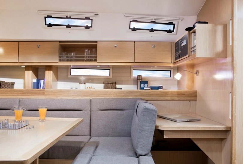 Bareboat Sailing Yacht Bavaria 45 photo 5