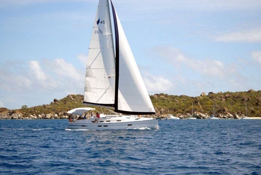 Bareboat Sailing Yacht Bavaria 45 photo 3