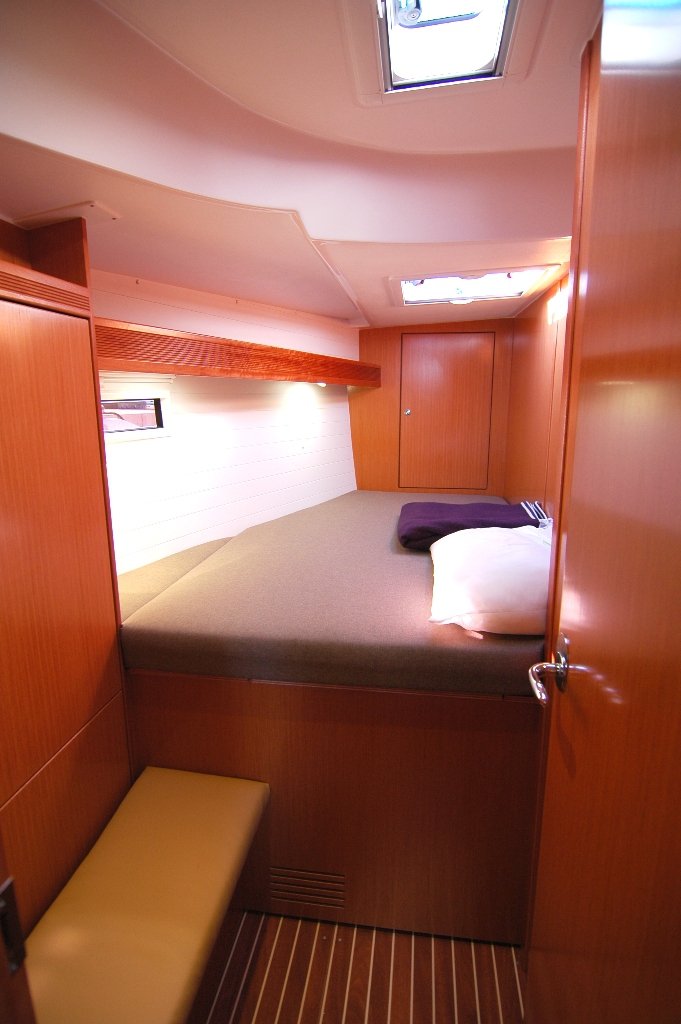 Bareboat Sailing Yacht Hydra photo 5