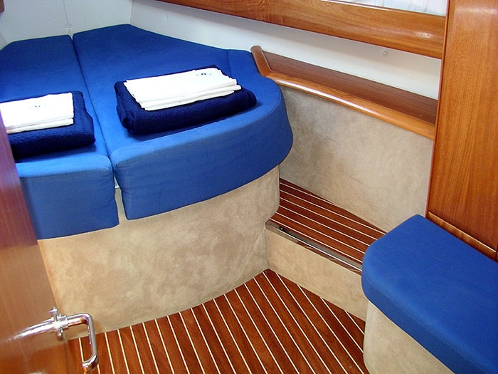 Bareboat Sailing Yacht Bavaria 46 photo 3