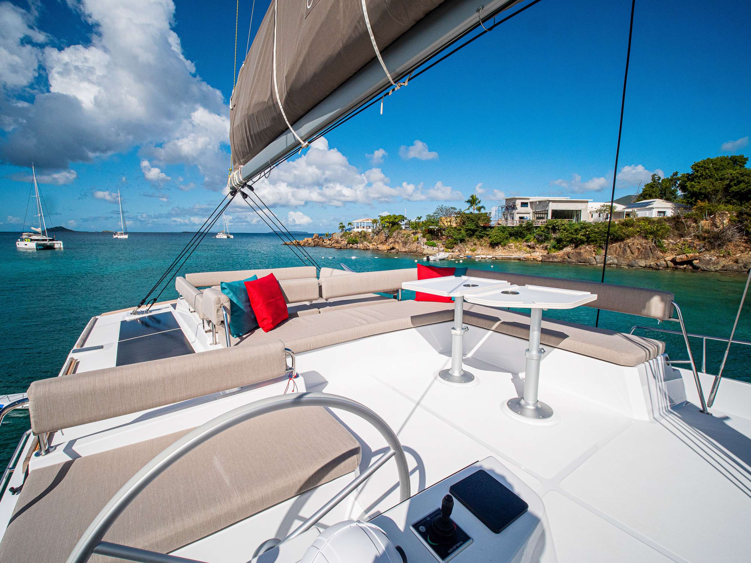 Crewed Catamaran BAVARIAN BLISS photo 5