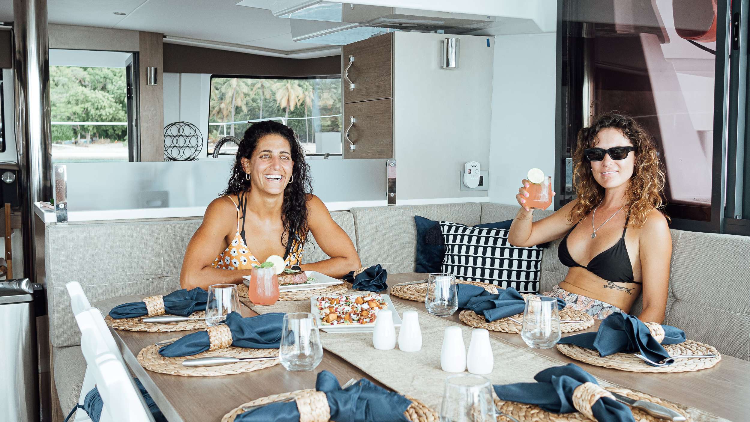 Crewed Catamaran BAVARIAN BLISS photo 8